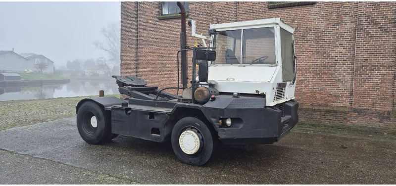 Terberg trt89 4x4 terminal trekker tractor port truck - Трактор на терминалот: слика 1 Terberg trt89 4x4 terminal trekker tractor port truck - Трактор на терминалот: слика 1