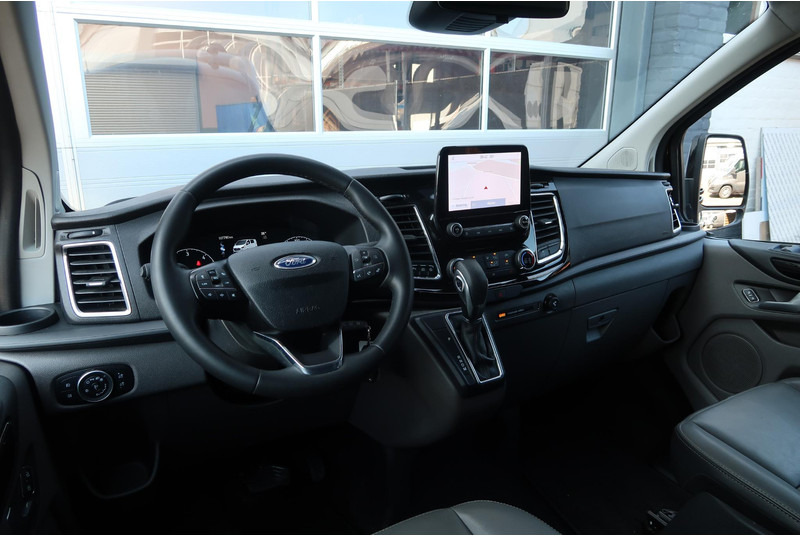 Ford Transit Custom 300 2.0 TDCI L2H1 Limited DC AUT/ LED/ CAMERA/ 2X DEUR/ LEDER/ ACC/ CARPLAY/ CLIMA/ TREKHAAK - Мало комбе, Комби со двојна кабина: слика 2 Ford Transit Custom 300 2.0 TDCI L2H1 Limited DC AUT/ LED/ CAMERA/ 2X DEUR/ LEDER/ ACC/ CARPLAY/ CLIMA/ TREKHAAK - Мало комбе, Комби со двојна кабина: слика 2