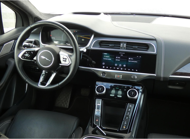 Jaguar I-PACE EV400 PANORAMA/ 1E EIG/ FIRST EDITION/ ALLE OPTIES! - Караван: слика 2 Jaguar I-PACE EV400 PANORAMA/ 1E EIG/ FIRST EDITION/ ALLE OPTIES! - Караван: слика 2