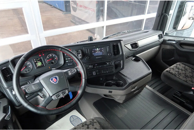 Scania R410 NGS LNG/ RETARDER/ ACC/ 2X TANK/ DIFF LOCK - Камион влекач: слика 2 Scania R410 NGS LNG/ RETARDER/ ACC/ 2X TANK/ DIFF LOCK - Камион влекач: слика 2