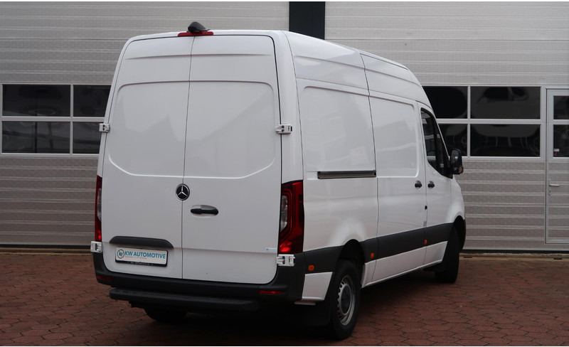 Mercedes-Benz Sprinter 319 CDI V6 L2H2 Mercedes-Benz Sprinter 319 CDI L2H2 AUT/ CAMERA/ LED/ CRUISE/ CLIMA/ STANDKACH - Мало комбе: слика 5 Mercedes-Benz Sprinter 319 CDI V6 L2H2 Mercedes-Benz Sprinter 319 CDI L2H2 AUT/ CAMERA/ LED/ CRUISE/ CLIMA/ STANDKACH - Мало комбе: слика 5