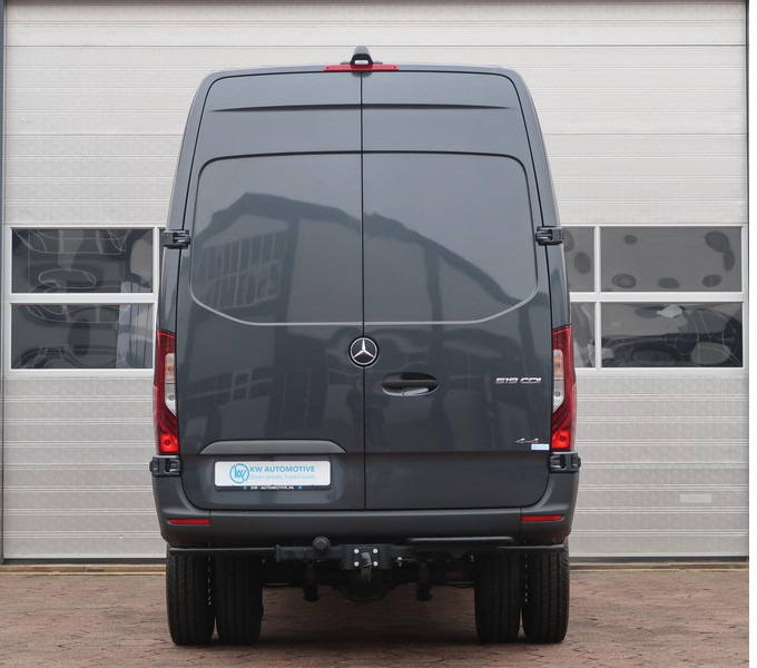 Товарно комбе Mercedes-Benz Sprinter 519 CDI L2H2 4X4 AUT/ 2X DEUR/ 3,5T/ MBUX/ CAMERA/ ETC.: слика 17