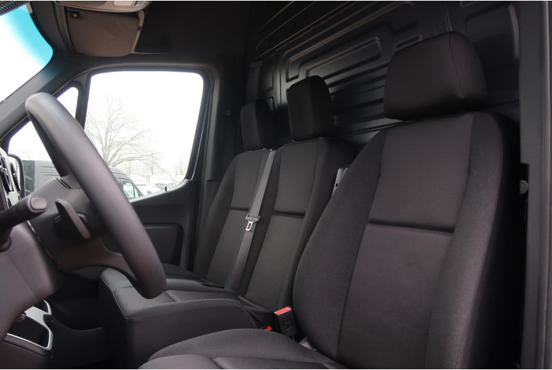 Товарно комбе Mercedes-Benz Sprinter 519 CDI L2H2 4X4 AUT/ 2X DEUR/ 3,5T/ MBUX/ CAMERA/ ETC.: слика 14