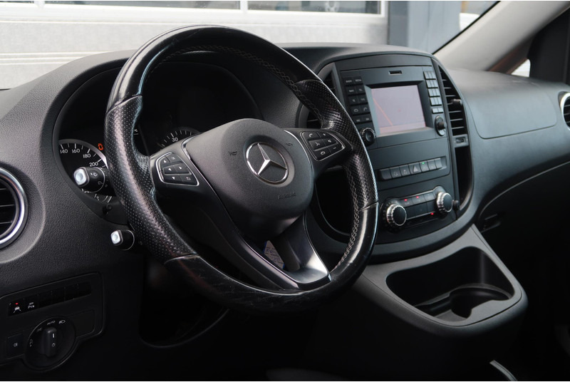 Mercedes-Benz Vito 119 CDI Lang DC/ LED/ CAM/ 2X SCHUIFDEUR/ STOELVERW/ CRUISE/ ETC. - Мало комбе, Комби со двојна кабина: слика 4 Mercedes-Benz Vito 119 CDI Lang DC/ LED/ CAM/ 2X SCHUIFDEUR/ STOELVERW/ CRUISE/ ETC. - Мало комбе, Комби со двојна кабина: слика 4