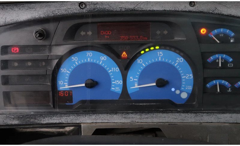 Лизинг на Renault Kerax 370 8X4/ MIXER/ BARYVAL 9 M3/ CRUISE CONTROL/ Renault Kerax 370 8X4/ MIXER/ BARYVAL 9 M3/ CRUISE CONTROL/: слика 13 Лизинг на Renault Kerax 370 8X4/ MIXER/ BARYVAL 9 M3/ CRUISE CONTROL/ Renault Kerax 370 8X4/ MIXER/ BARYVAL 9 M3/ CRUISE CONTROL/: слика 13