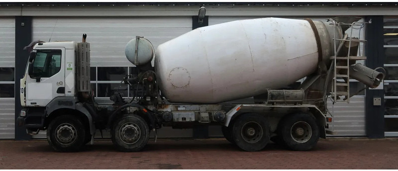 Renault Kerax 370 8X4/ MIXER/ BARYVAL 9 M3/ CRUISE CONTROL/ - Камион миксер за бетон: слика 4 Renault Kerax 370 8X4/ MIXER/ BARYVAL 9 M3/ CRUISE CONTROL/ - Камион миксер за бетон: слика 4
