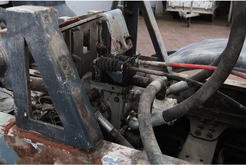 Лизинг на Renault Kerax 370 8X4/ MIXER/ BARYVAL 9 M3/ CRUISE CONTROL/ Renault Kerax 370 8X4/ MIXER/ BARYVAL 9 M3/ CRUISE CONTROL/: слика 10 Лизинг на Renault Kerax 370 8X4/ MIXER/ BARYVAL 9 M3/ CRUISE CONTROL/ Renault Kerax 370 8X4/ MIXER/ BARYVAL 9 M3/ CRUISE CONTROL/: слика 10