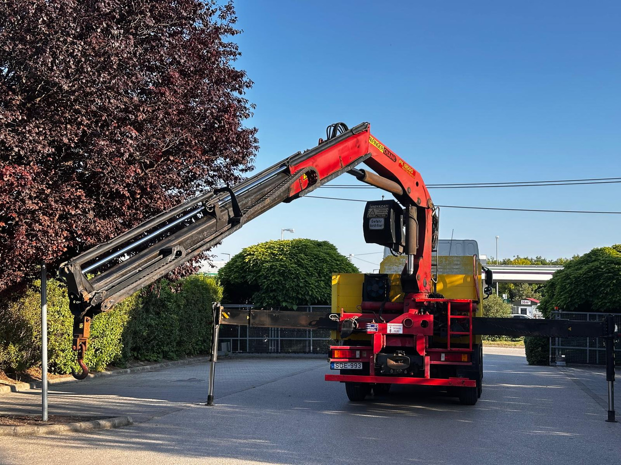 DAF Xf 105.410 Manual 6x2 Palfinger Pk18500 EXCELENT - Камион со кран: слика 4 DAF Xf 105.410 Manual 6x2 Palfinger Pk18500 EXCELENT - Камион со кран: слика 4