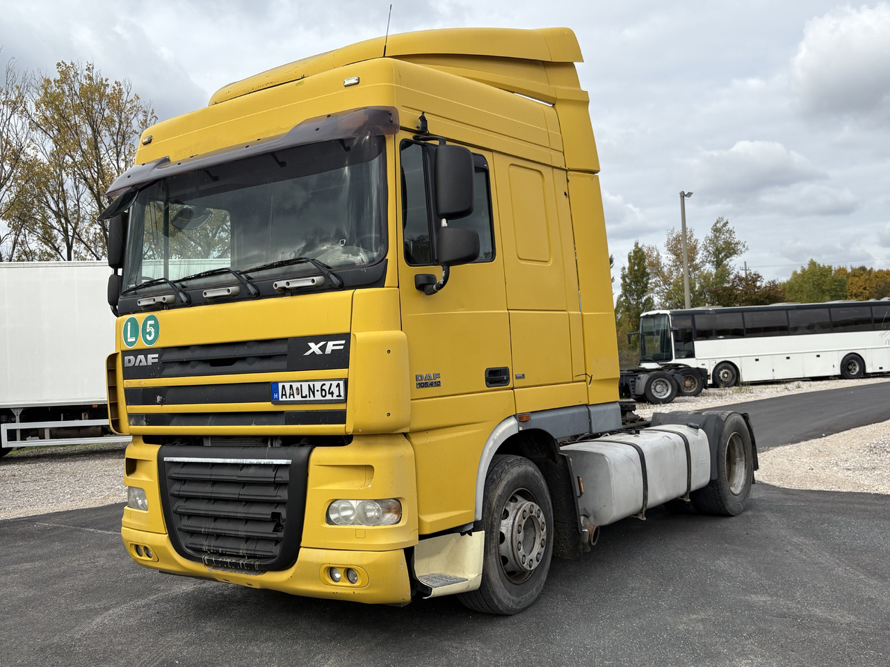 DAF Xf 105.410 EURO5 standard automatic 4x2 - Камион влекач: слика 3 DAF Xf 105.410 EURO5 standard automatic 4x2 - Камион влекач: слика 3