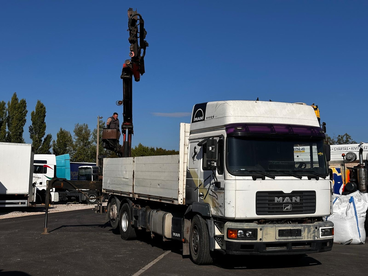 MAN F2000 26.413 Palfinger pk 16000 - Камион со кран: слика 4 MAN F2000 26.413 Palfinger pk 16000 - Камион со кран: слика 4