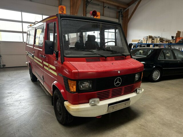 MERCEDES-BENZ T1 310 D Bremer Kombi Feuerwehr1. Hand... - Автомобил: слика 2 MERCEDES-BENZ T1 310 D Bremer Kombi Feuerwehr1. Hand... - Автомобил: слика 2