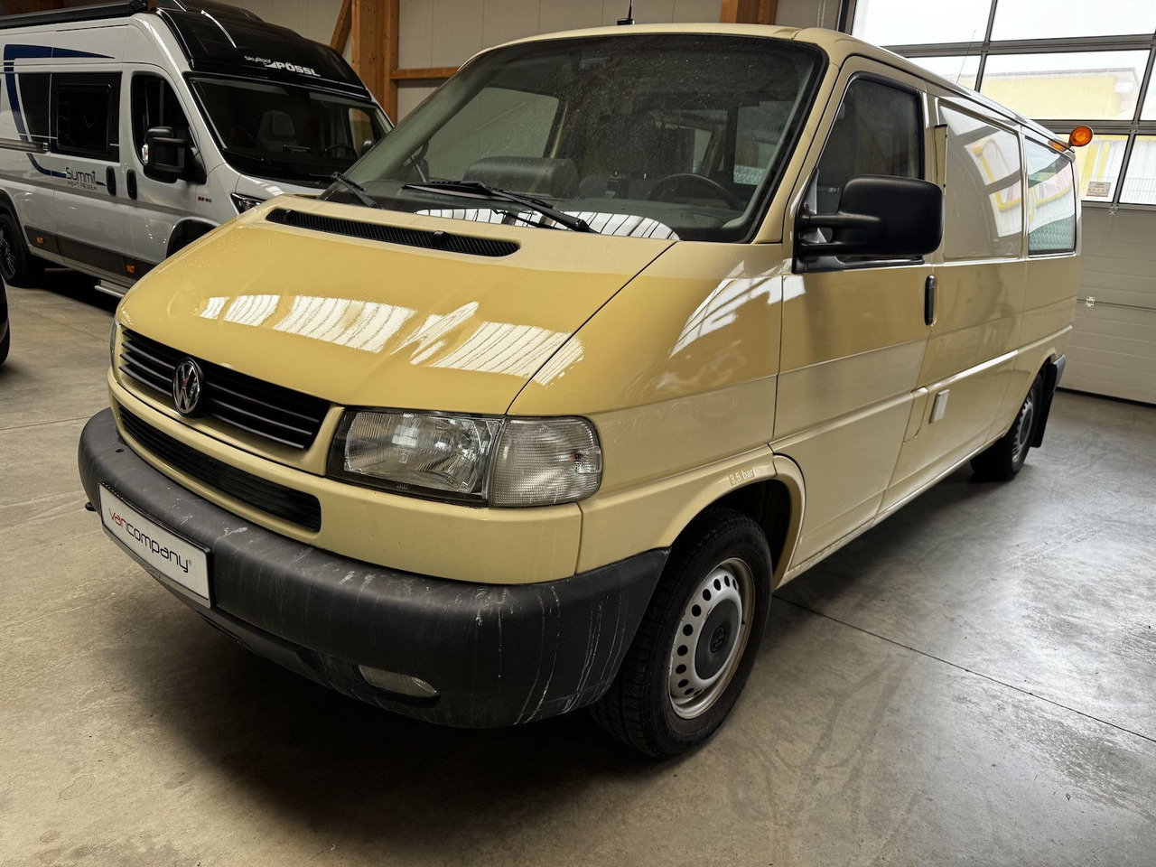 Volkswagen T4 2.5 TDI Syncro 4x4 lang 1. Hand! - Товарно комбе: слика 1 Volkswagen T4 2.5 TDI Syncro 4x4 lang 1. Hand! - Товарно комбе: слика 1