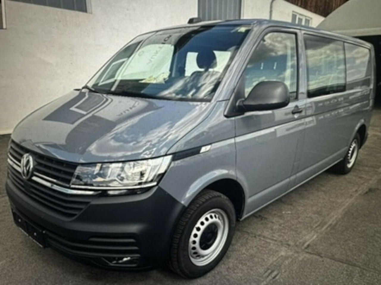 Volkswagen T6.1 Kasten LKW lang 6-Sitzer 2.0 TDI 4Motion - Мало комбе, Комби со двојна кабина: слика 1 Volkswagen T6.1 Kasten LKW lang 6-Sitzer 2.0 TDI 4Motion - Мало комбе, Комби со двојна кабина: слика 1