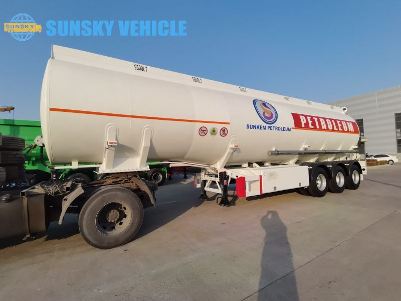 SUNSKY Fuel Tanker for sale - Полуприколка цистерна: слика 1 SUNSKY Fuel Tanker for sale - Полуприколка цистерна: слика 1