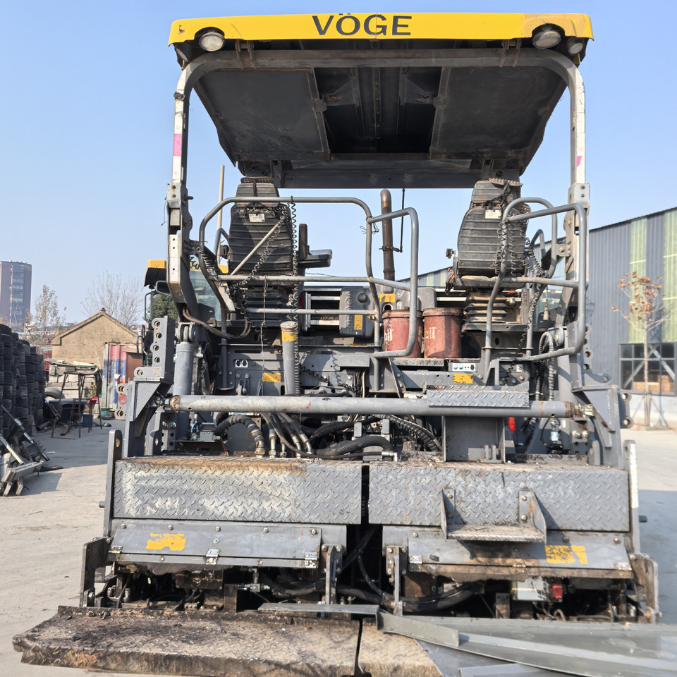 VOGELE Road Construction Machines S2100-3 Second Hand Asphalt Paver With High Quality - Асфалтен поплочувач: слика 3 VOGELE Road Construction Machines S2100-3 Second Hand Asphalt Paver With High Quality - Асфалтен поплочувач: слика 3