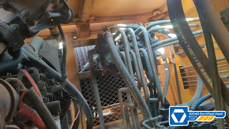 Кран со гасеници XCMG 2014 XGC130 130ton used crawler crane price: слика 6