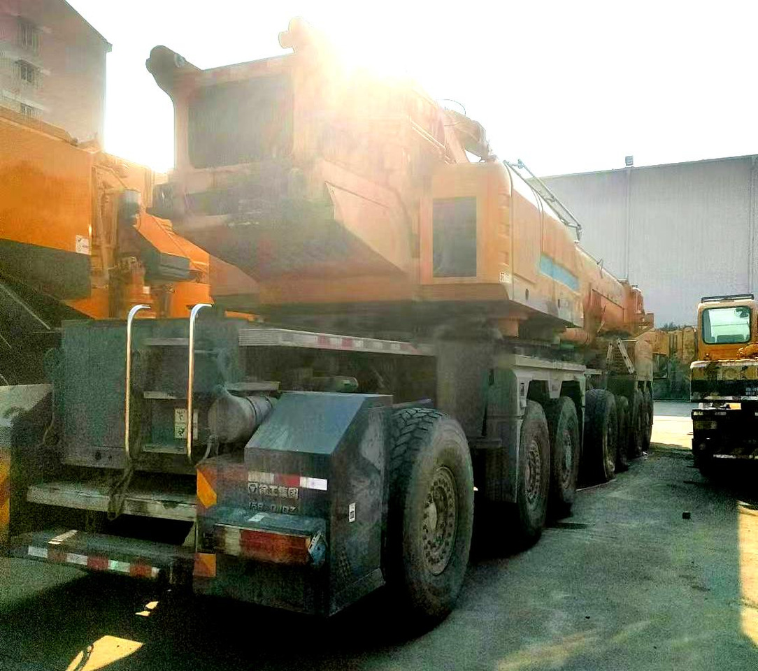 XCMG 2021 used 500ton QAY500 telescopic arm all terrain crane truck price - Кран за секакви терени: слика 4 XCMG 2021 used 500ton QAY500 telescopic arm all terrain crane truck price - Кран за секакви терени: слика 4