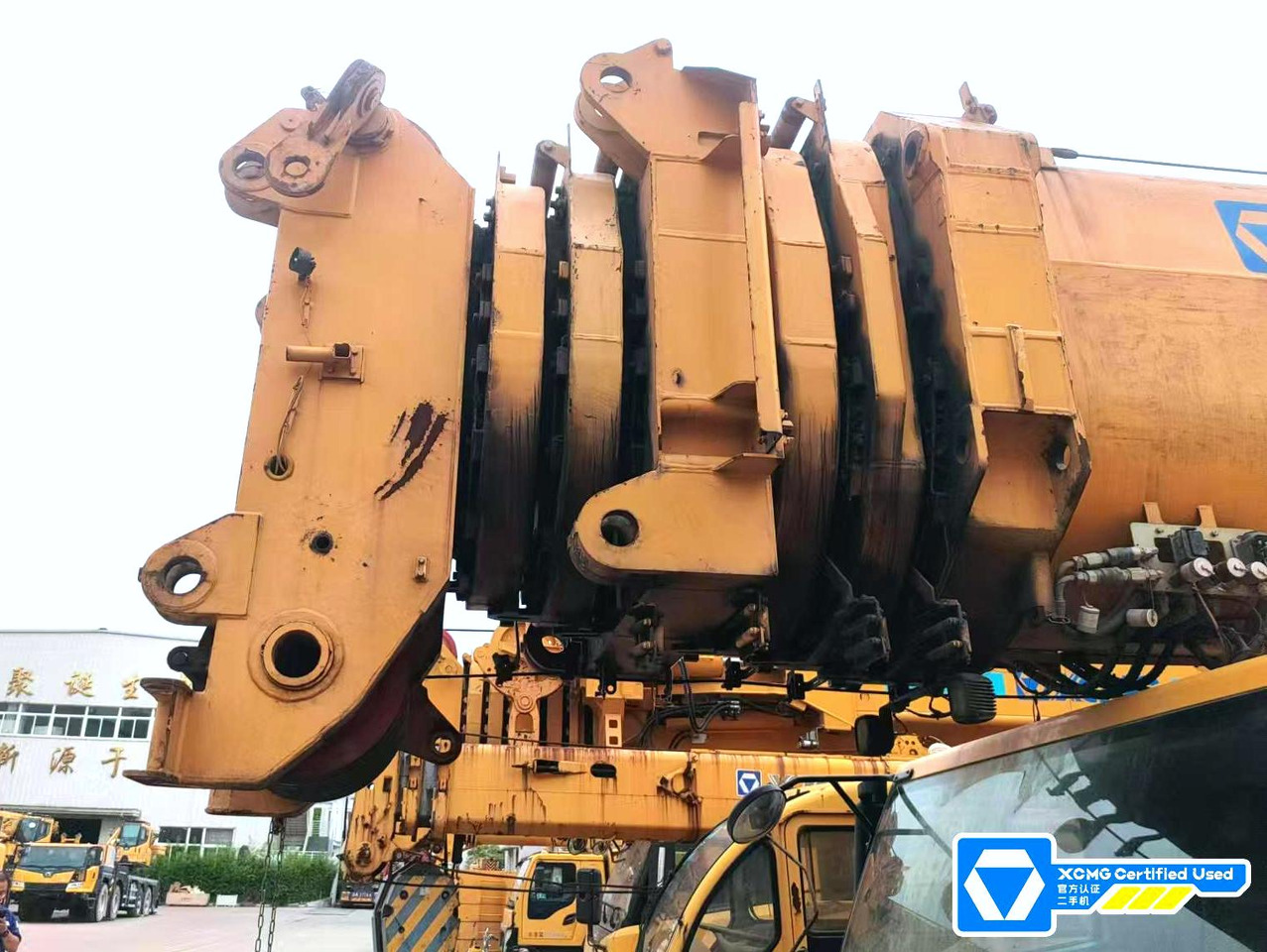 XCMG 2021 used 500ton QAY500 telescopic arm all terrain crane truck price - Кран за секакви терени: слика 3 XCMG 2021 used 500ton QAY500 telescopic arm all terrain crane truck price - Кран за секакви терени: слика 3