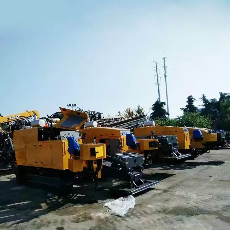 XCMG OEM Manufacturer XZ1350 Used Horizontal Directional Drilling Machine For Sale - Насочувачка машина за бушење: слика 4 XCMG OEM Manufacturer XZ1350 Used Horizontal Directional Drilling Machine For Sale - Насочувачка машина за бушење: слика 4