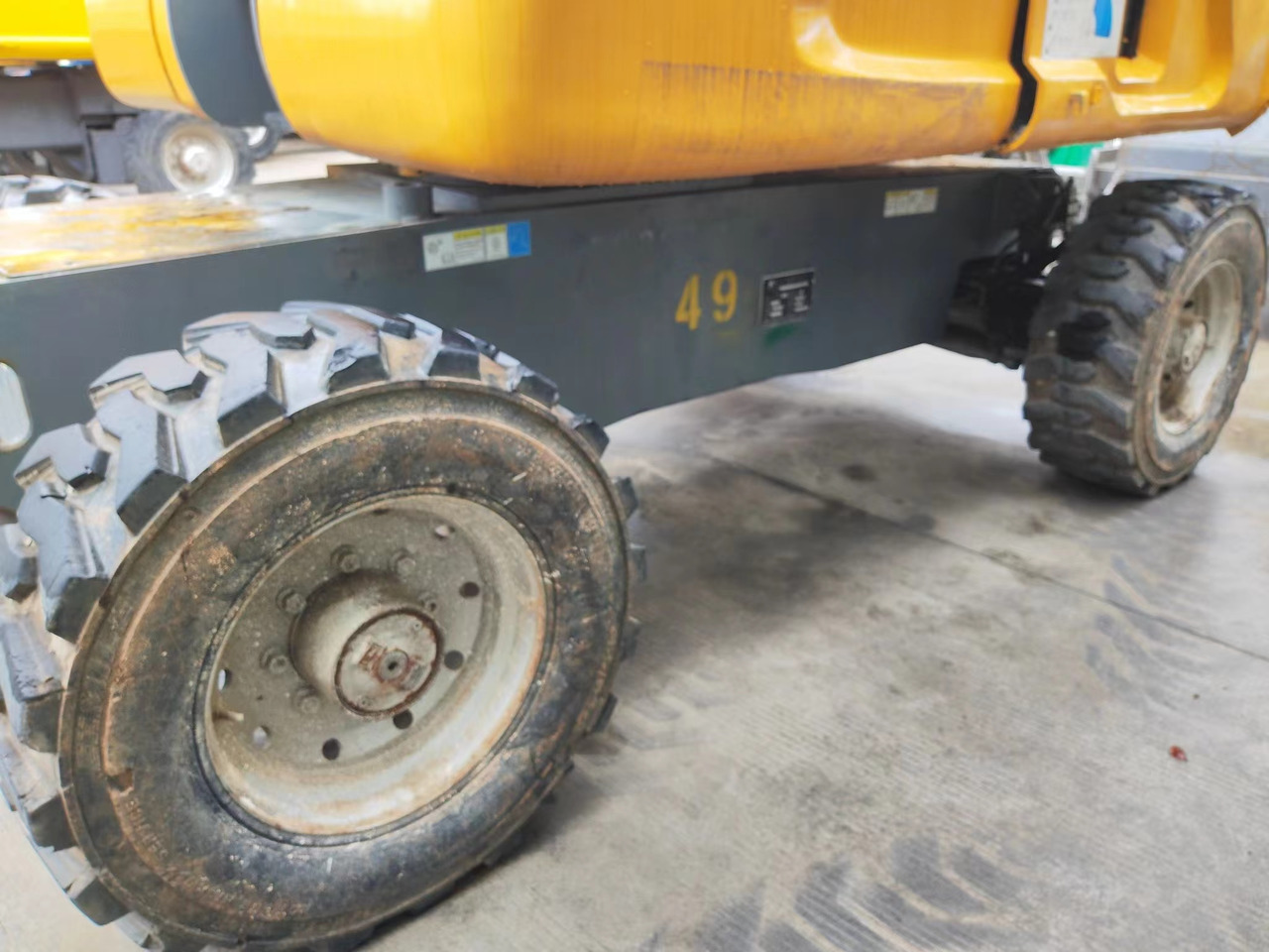 XCMG Official 26m Boom Lift Telescoping Lift GTBZ26S Used Vehicle Mounted Aerial Work Platform Price - Телескопска платформа: слика 5 XCMG Official 26m Boom Lift Telescoping Lift GTBZ26S Used Vehicle Mounted Aerial Work Platform Price - Телескопска платформа: слика 5