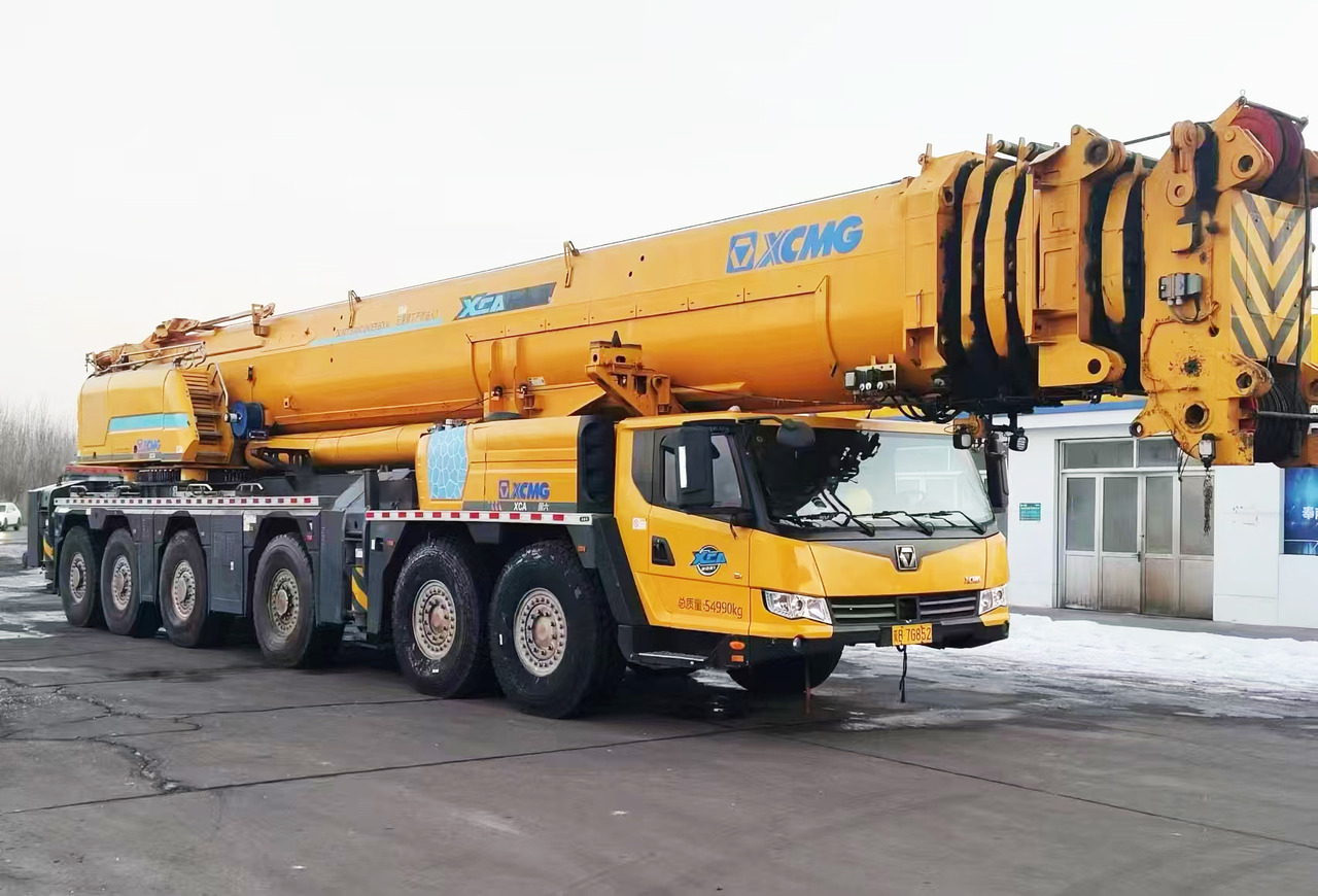 XCMG Official 460t Second Hand Mobile Engine Crane XCA460 Hydraulic All Terrain Cranes Price For Sale - Мобилен кран: слика 2 XCMG Official 460t Second Hand Mobile Engine Crane XCA460 Hydraulic All Terrain Cranes Price For Sale - Мобилен кран: слика 2