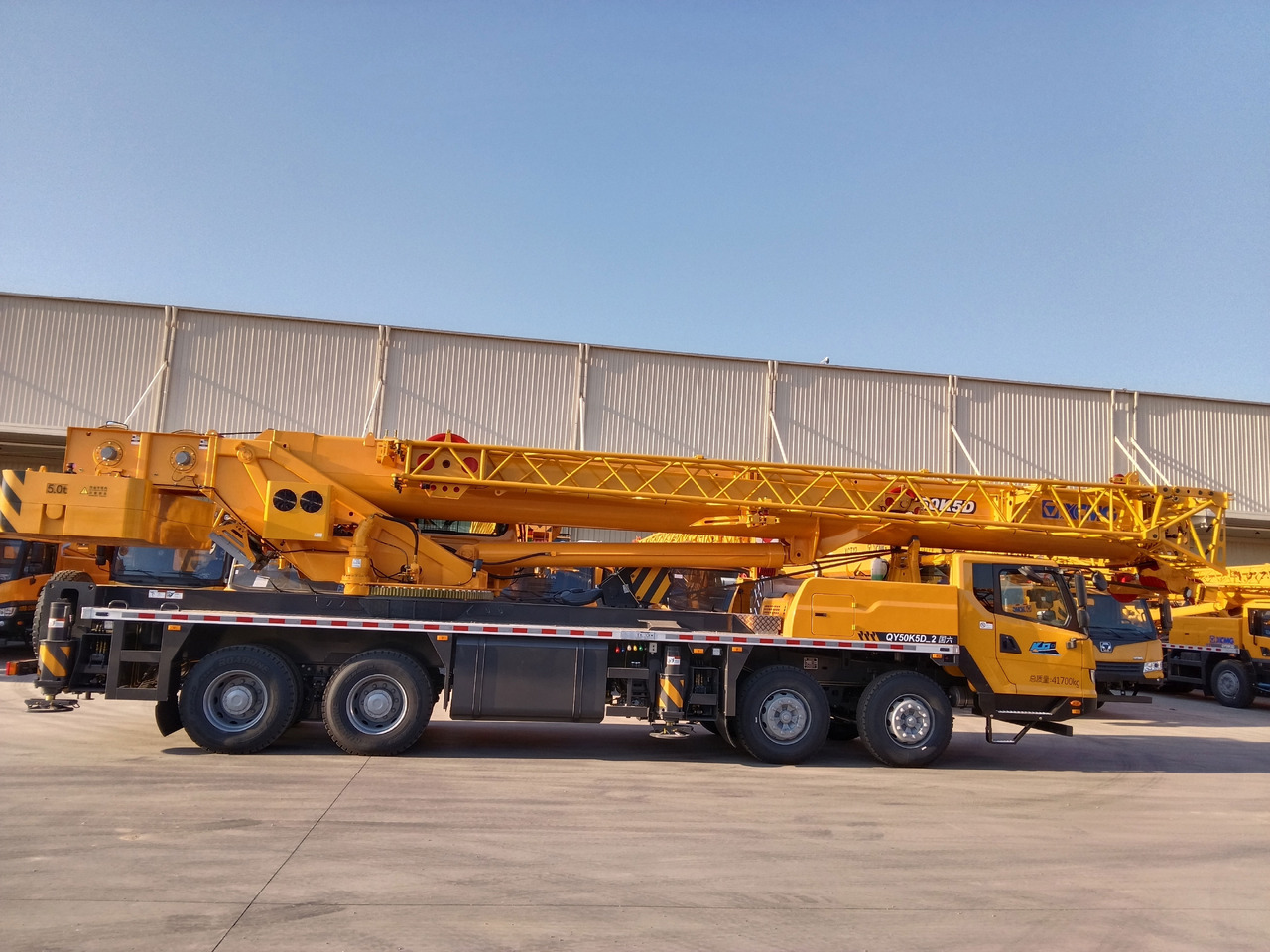 XCMG Official QY50K5D_2 Used Mobile Hydraulic Crane 50Ton Hydraulic Lifting Crane Hot Sale - Мобилен кран: слика 5 XCMG Official QY50K5D_2 Used Mobile Hydraulic Crane 50Ton Hydraulic Lifting Crane Hot Sale - Мобилен кран: слика 5