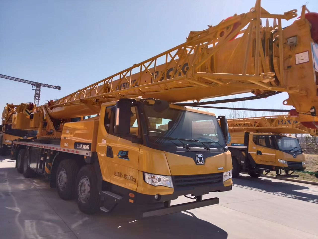 XCMG Official Second Hand 50 Ton Mobile Crane QY50K5D _5 Hydraulic Truck Mounted Crane Price For Sale - Мобилен кран: слика 2 XCMG Official Second Hand 50 Ton Mobile Crane QY50K5D _5 Hydraulic Truck Mounted Crane Price For Sale - Мобилен кран: слика 2