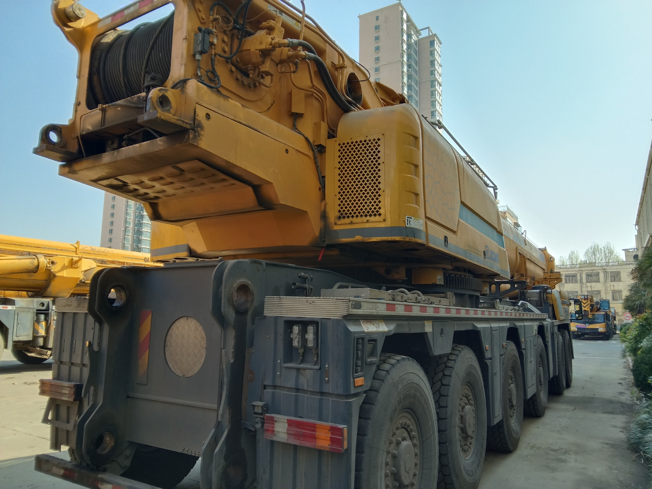 XCMG Official Second Hand All Terrain Cranes XCA460 460 Ton Mobile Crane Machine For Sale - Кран за секакви терени: слика 3 XCMG Official Second Hand All Terrain Cranes XCA460 460 Ton Mobile Crane Machine For Sale - Кран за секакви терени: слика 3