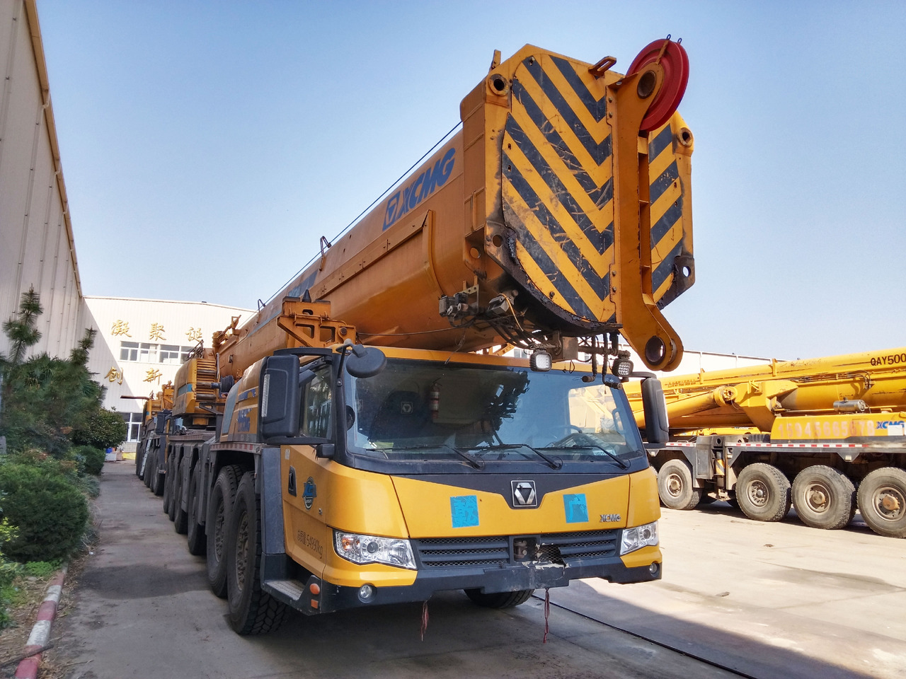 XCMG Official Second Hand All Terrain Cranes XCA460 460 Ton Mobile Crane Machine For Sale - Кран за секакви терени: слика 5 XCMG Official Second Hand All Terrain Cranes XCA460 460 Ton Mobile Crane Machine For Sale - Кран за секакви терени: слика 5