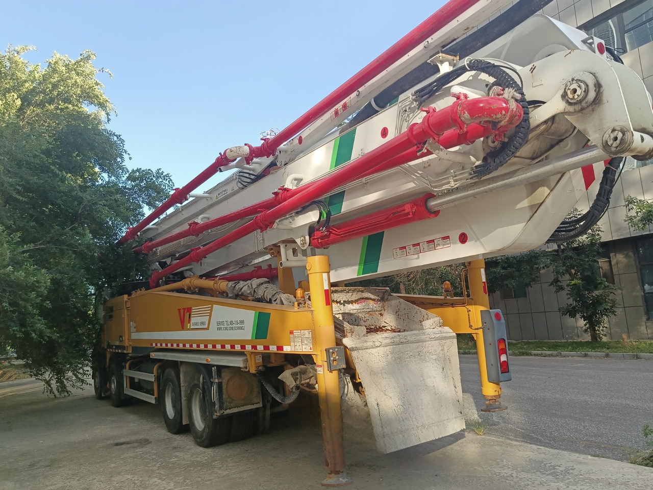 XCMG Official Second Hand Cement Pump Truck HB62V 62m Concrete Pump Truck Price List - Камион со бетонска пумпа: слика 3 XCMG Official Second Hand Cement Pump Truck HB62V 62m Concrete Pump Truck Price List - Камион со бетонска пумпа: слика 3