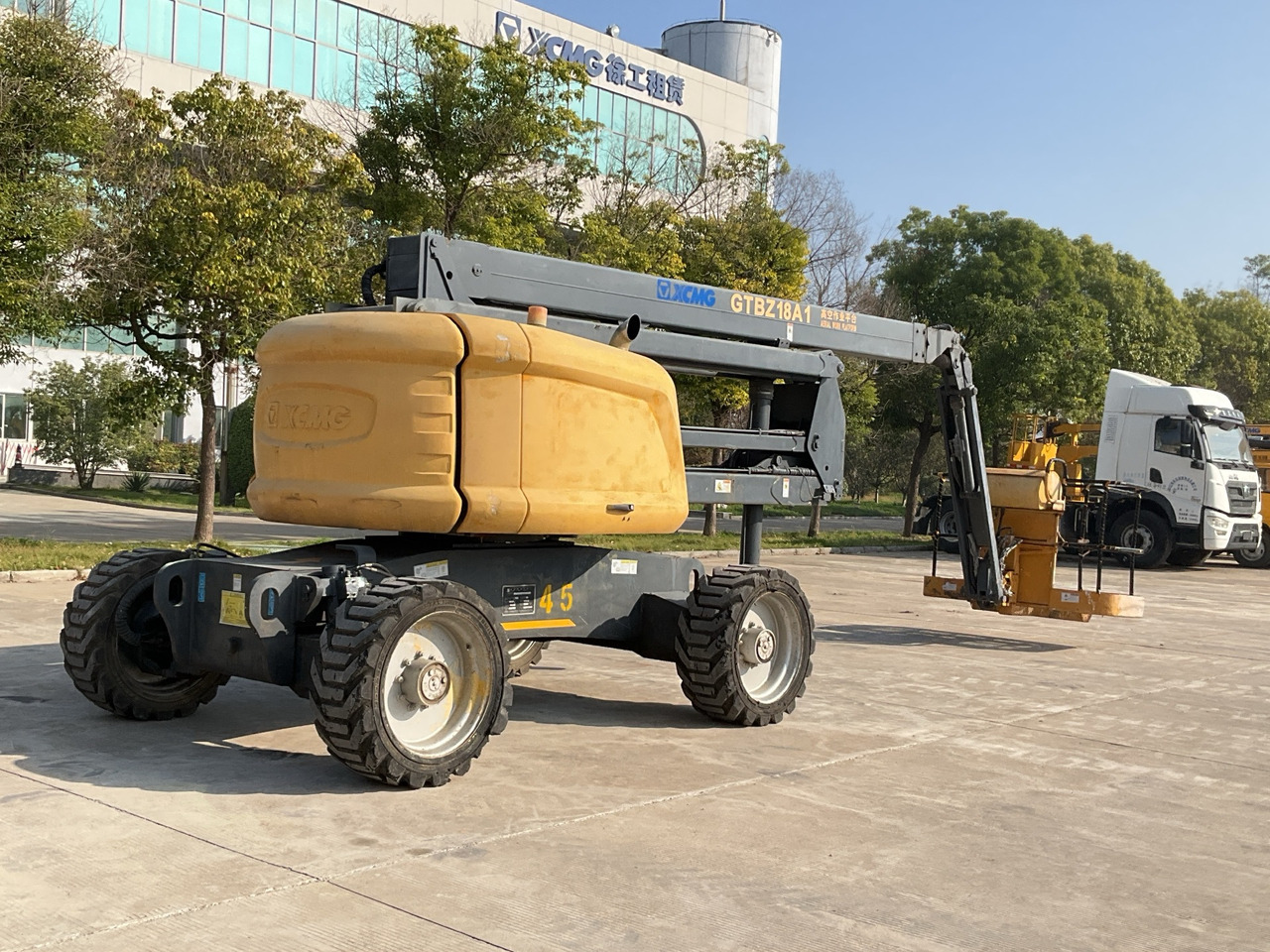 XCMG Official Second Hand Mobile Cherry Picker GTBZ18A1 18m Man Lift Boom Lift Price - Дигачка зглобна платформа: слика 2 XCMG Official Second Hand Mobile Cherry Picker GTBZ18A1 18m Man Lift Boom Lift Price - Дигачка зглобна платформа: слика 2