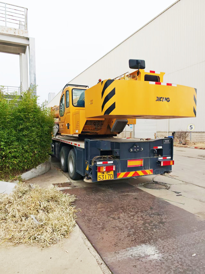 XCMG Official Second Hand Mobile Crane 25 Ton QY25K5D-5 Used Truck Cranes Price - Мобилен кран: слика 4 XCMG Official Second Hand Mobile Crane 25 Ton QY25K5D-5 Used Truck Cranes Price - Мобилен кран: слика 4