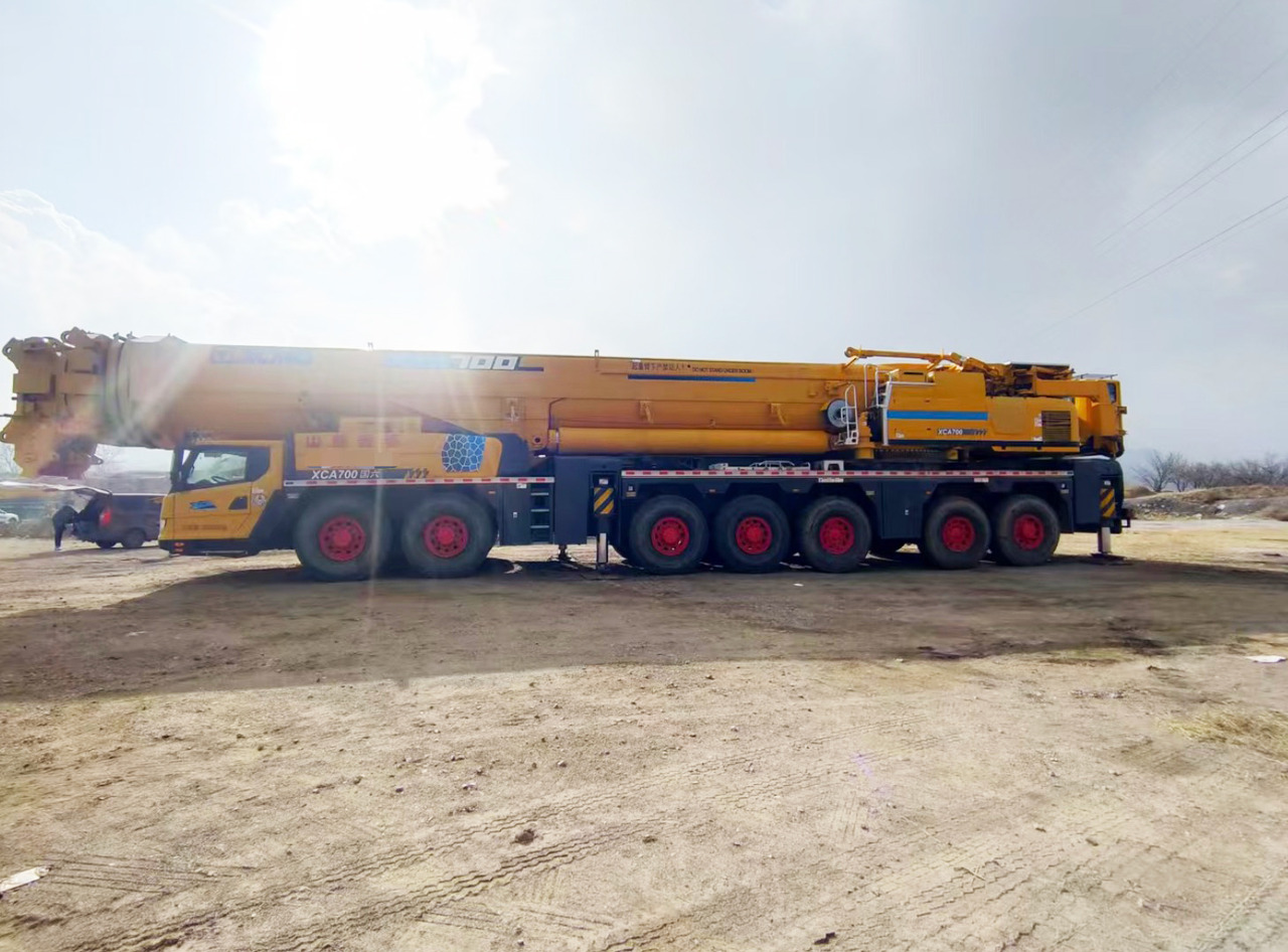 Кран за секакви терени XCMG Official Second Hand Mobile Truck Crane XCA700 All Terrain Cranes With High Quality: слика 7