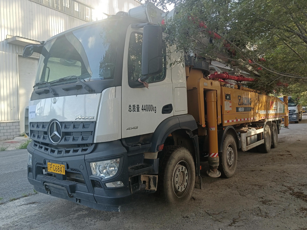 XCMG Official Used Concrete Pump Truck 58m HB58V Concrete Pump Machine For Sale - Камион со бетонска пумпа: слика 3 XCMG Official Used Concrete Pump Truck 58m HB58V Concrete Pump Machine For Sale - Камион со бетонска пумпа: слика 3
