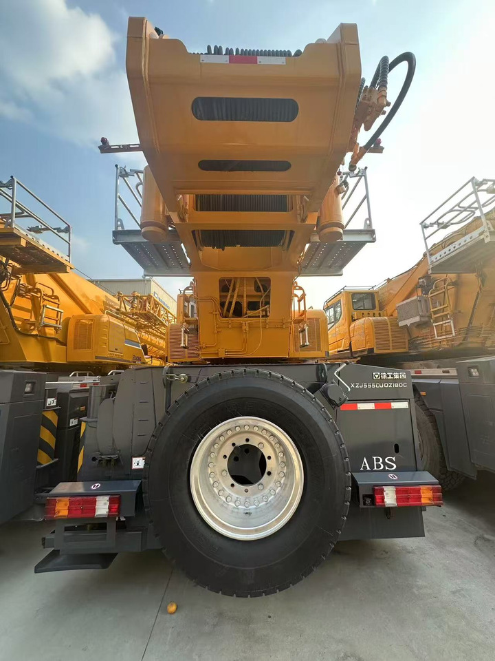 XCMG Official Used Mobile Hydraulic Truck Cranes XCA180L8C All Terrain Cranes Price - Кран за секакви терени: слика 5 XCMG Official Used Mobile Hydraulic Truck Cranes XCA180L8C All Terrain Cranes Price - Кран за секакви терени: слика 5