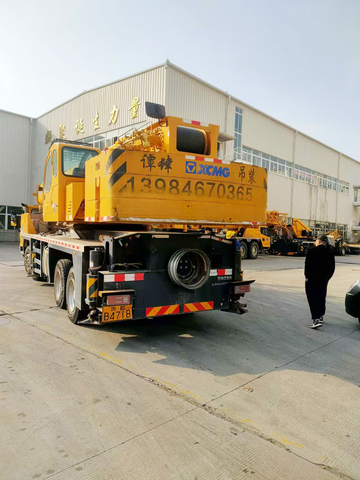 XCMG Official Used Pickup Truck Crane QY50K5D_1 50 Ton Mobile Crane With High Quality - Мобилен кран: слика 3 XCMG Official Used Pickup Truck Crane QY50K5D_1 50 Ton Mobile Crane With High Quality - Мобилен кран: слика 3