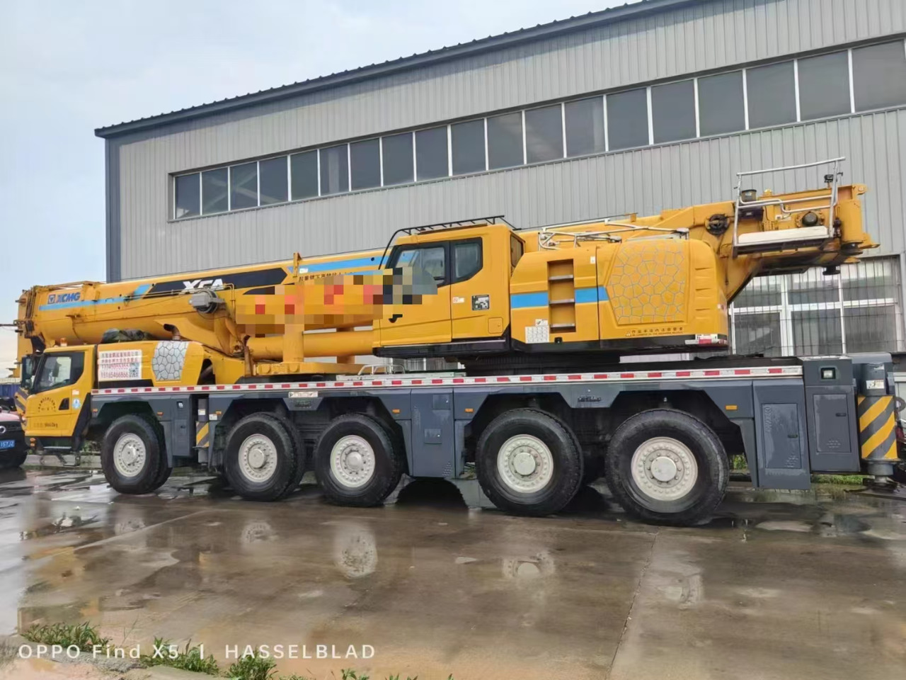 XCMG Official XCA180 180 Ton Second Hand All Terrain Crane Best Price - Кран за секакви терени: слика 2 XCMG Official XCA180 180 Ton Second Hand All Terrain Crane Best Price - Кран за секакви терени: слика 2