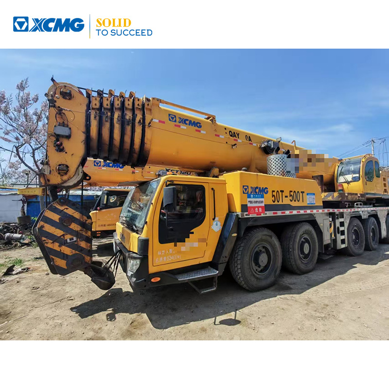 XCMG QAY260 260ton used all terrain mobile hydraulic truck crane price - Кран за секакви терени: слика 1 XCMG QAY260 260ton used all terrain mobile hydraulic truck crane price - Кран за секакви терени: слика 1