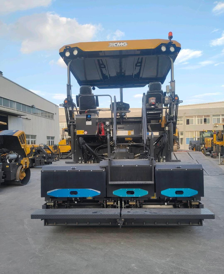 XCMG RP905IV used crawler portable concrete asphalt paver price - Асфалтен поплочувач: слика 2 XCMG RP905IV used crawler portable concrete asphalt paver price - Асфалтен поплочувач: слика 2