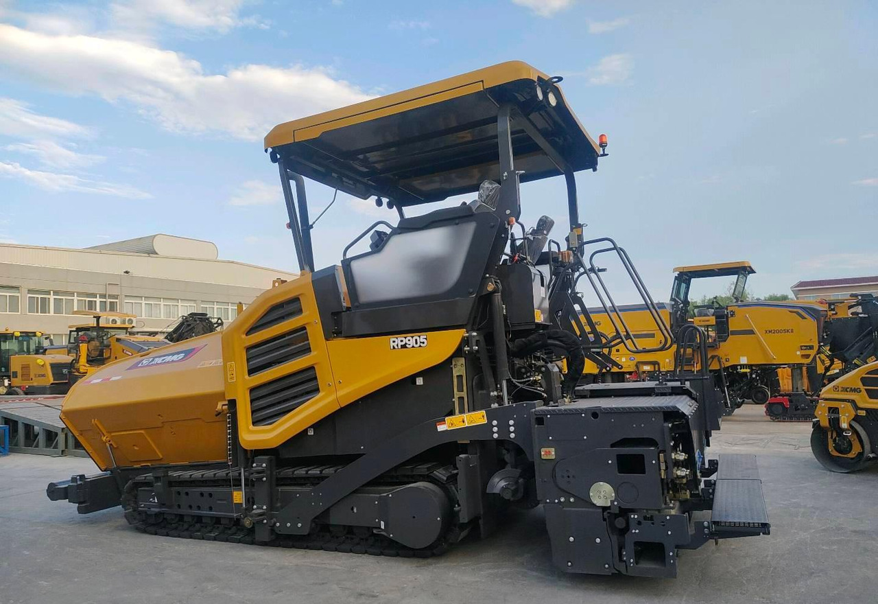 XCMG RP905IV used crawler portable concrete asphalt paver price - Асфалтен поплочувач: слика 4 XCMG RP905IV used crawler portable concrete asphalt paver price - Асфалтен поплочувач: слика 4