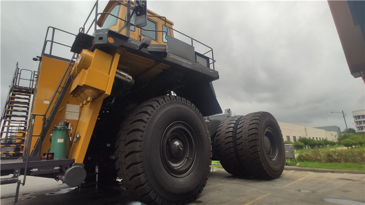 XCMG Used Mining Dump Truck Xde260 Used 4X2 electric Drive Rigid Dump Truck Price - Голем истоварувач/ Камион за камења: слика 4 XCMG Used Mining Dump Truck Xde260 Used 4X2 electric Drive Rigid Dump Truck Price - Голем истоварувач/ Камион за камења: слика 4