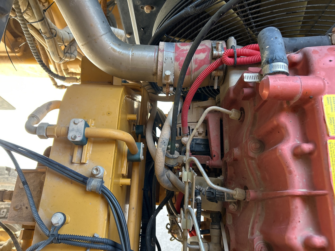 XCMG XDR85T large 85ton mining truck wheeled - Рударска машина: слика 5 XCMG XDR85T large 85ton mining truck wheeled - Рударска машина: слика 5