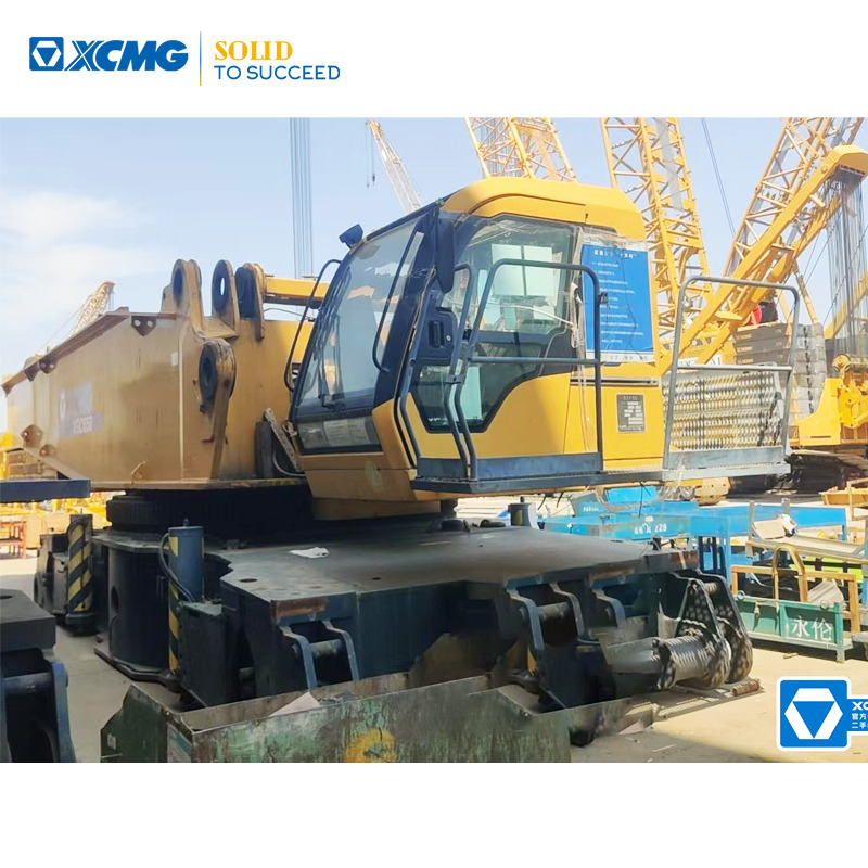 XCMG XGC650 650ton used hydraulic crawler crane for sale - Кран со гасеници: слика 1 XCMG XGC650 650ton used hydraulic crawler crane for sale - Кран со гасеници: слика 1