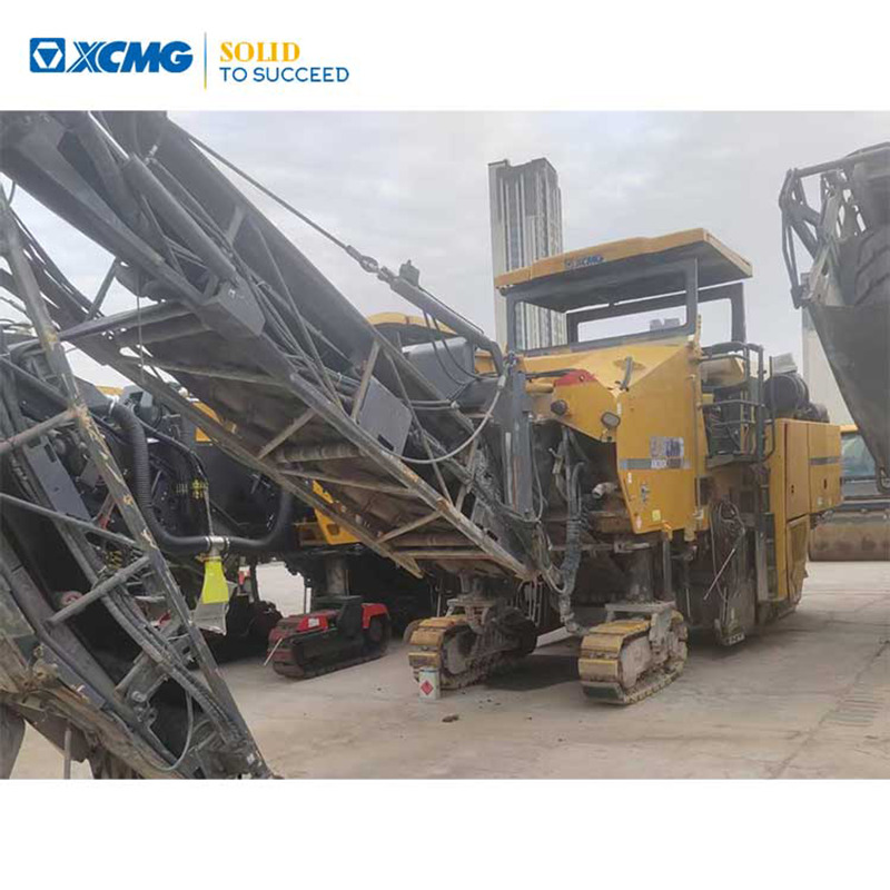 XCMG certified used cold milling planer machine XM200KⅡfor sale - Асфалтна мелница: слика 1 XCMG certified used cold milling planer machine XM200KⅡfor sale - Асфалтна мелница: слика 1