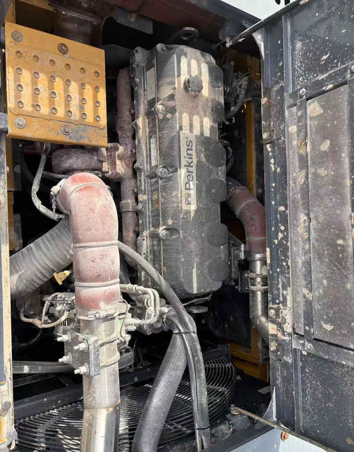 XCMG official large hydraulic excavator 50ton used price - Багер гасеничар: слика 4 XCMG official large hydraulic excavator 50ton used price - Багер гасеничар: слика 4