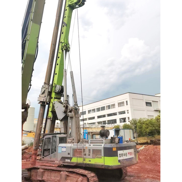 Zoomlion ZR360L used 2022 Rotary Drilling Rig price - Машина за бушење: слика 1 Zoomlion ZR360L used 2022 Rotary Drilling Rig price - Машина за бушење: слика 1
