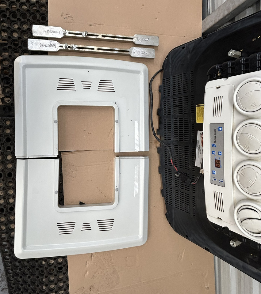 COOLTRONIC 1400 G2 SLIM HATCH - Дел за клима уреди за Камион: слика 2 COOLTRONIC 1400 G2 SLIM HATCH - Дел за клима уреди за Камион: слика 2