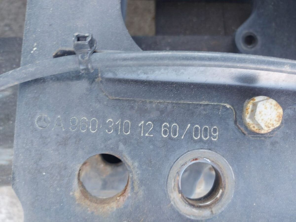 Cabin suspension A Mercedes-Benz ACTROS MP4 truck - Суспензија на кабината за Камион: слика 3 Cabin suspension A Mercedes-Benz ACTROS MP4 truck - Суспензија на кабината за Камион: слика 3