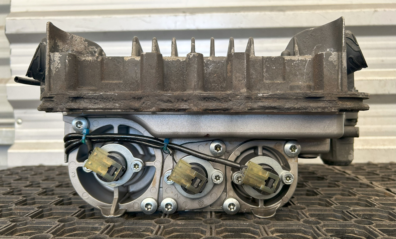 DAF CF EURO 6 ZF ASTRONIC MODULATOR SELECTOR - Единица за контрола за Камион: слика 4 DAF CF EURO 6 ZF ASTRONIC MODULATOR SELECTOR - Единица за контрола за Камион: слика 4
