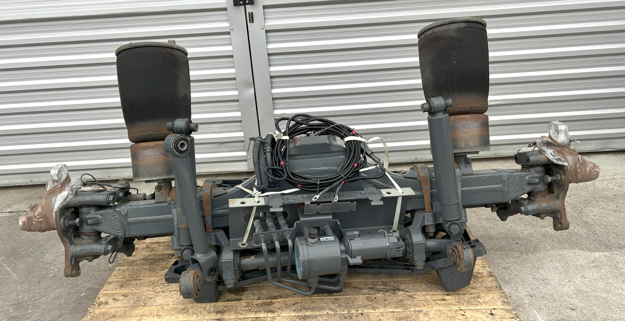 DAF COMPLETE STEERING AXLE DAF XF 106 480 - Задна оска: слика 1 DAF COMPLETE STEERING AXLE DAF XF 106 480 - Задна оска: слика 1